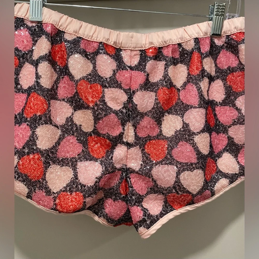 Victoria's Secret Red & Pink Sequin Heart Print Dolphin-Hem Sleep Shorts - XS - Picture 13 of 14